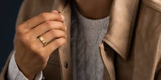 How Men Can Choose a Wedding Band That Matches Their Personal Style