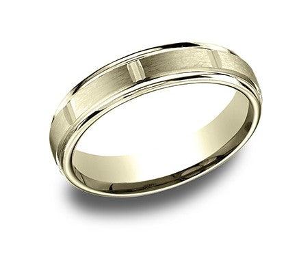 Designer 14K Yellow Gold Men's Wedding Ring, Polished Cuts | 4mm