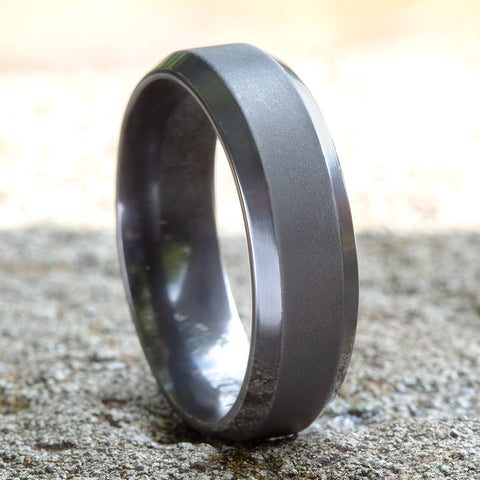 Shop men's spinner rings